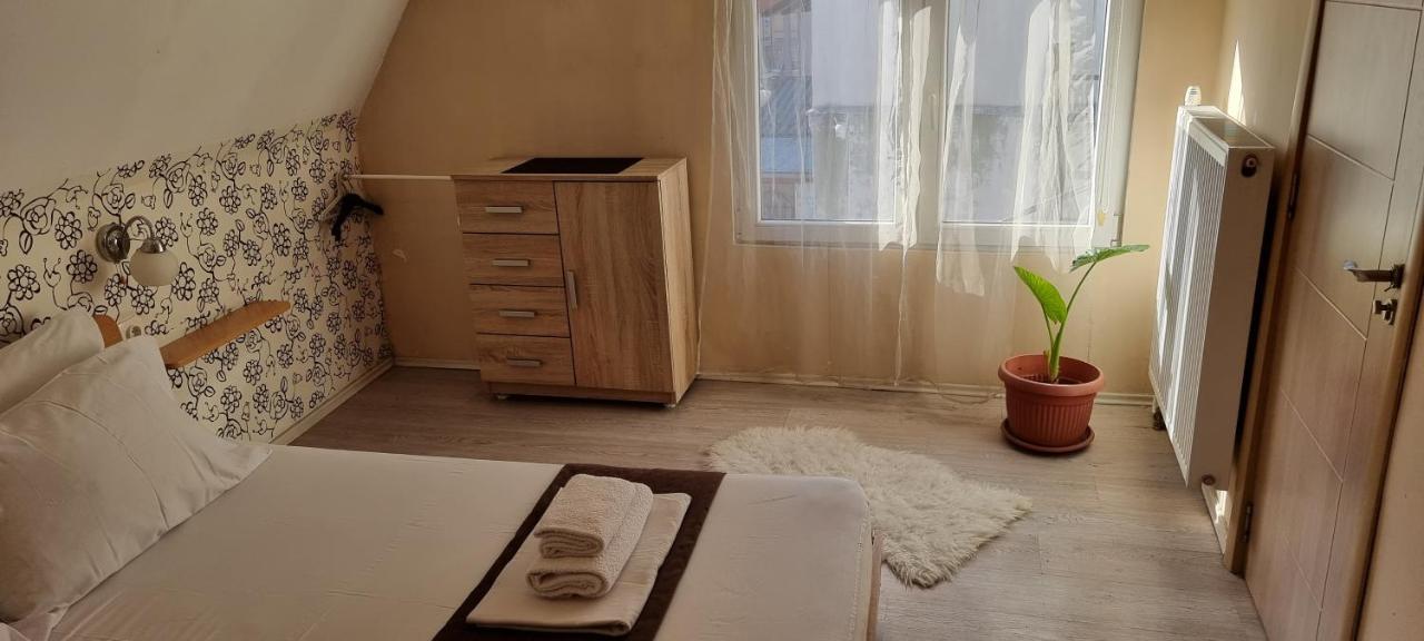Garden Apartments Belgrade Luaran gambar
