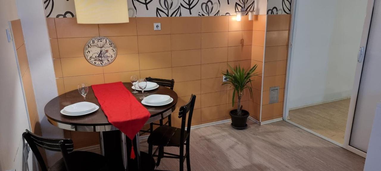 Garden Apartments Belgrade Luaran gambar