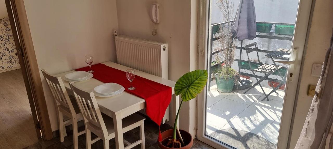 Garden Apartments Belgrade Luaran gambar